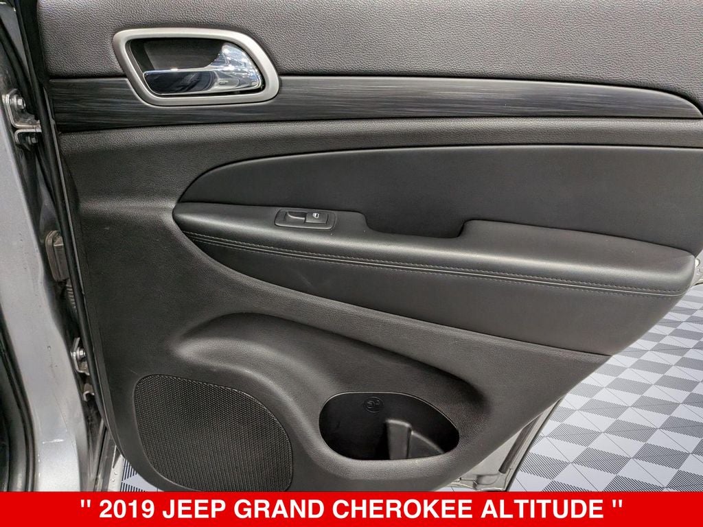 2019 Jeep Grand Cherokee Altitude
