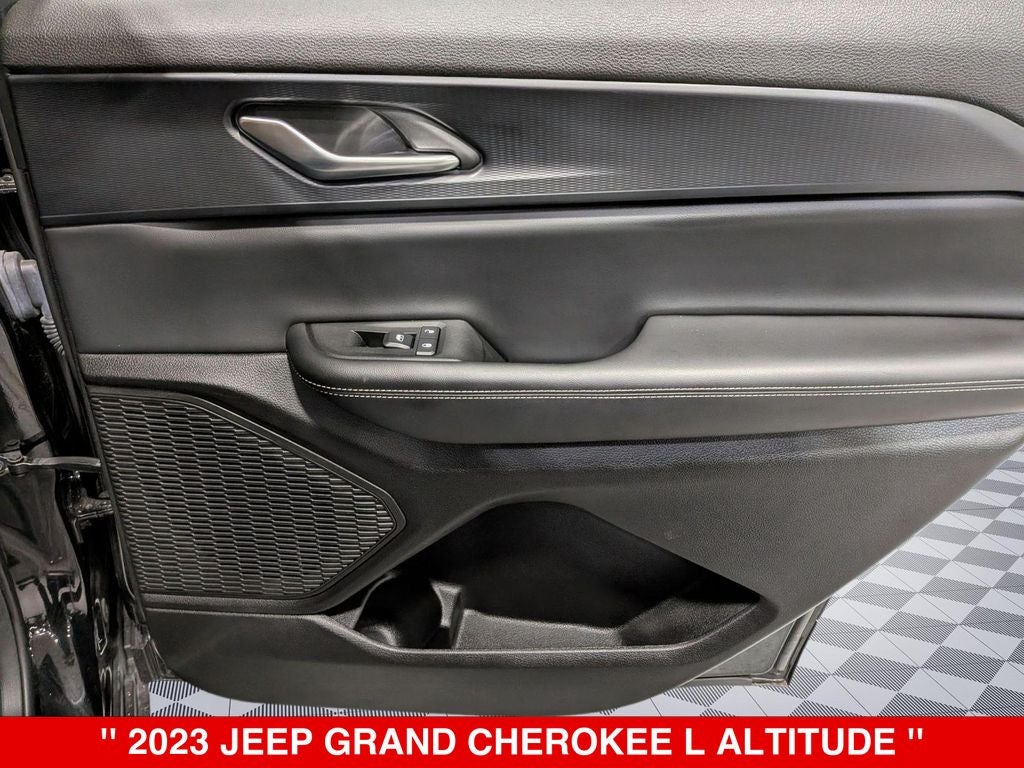 2023 Jeep Grand Cherokee L Altitude