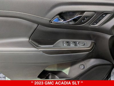 2023 GMC Acadia SLT