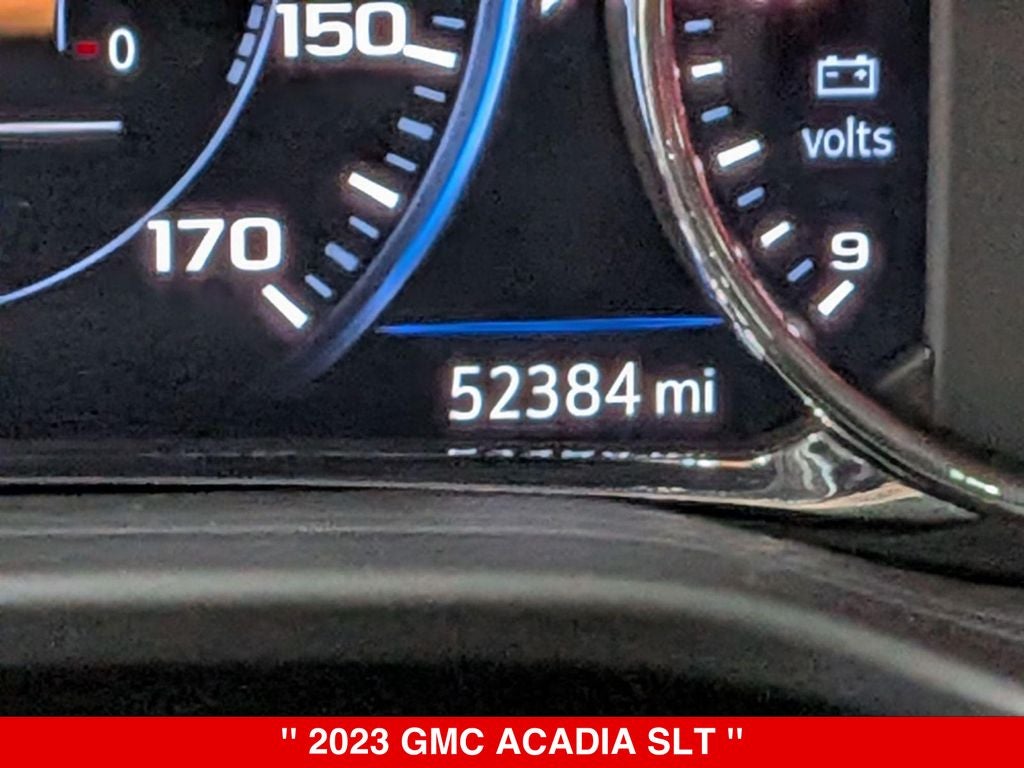 2023 GMC Acadia SLT