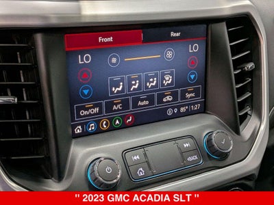 2023 GMC Acadia SLT