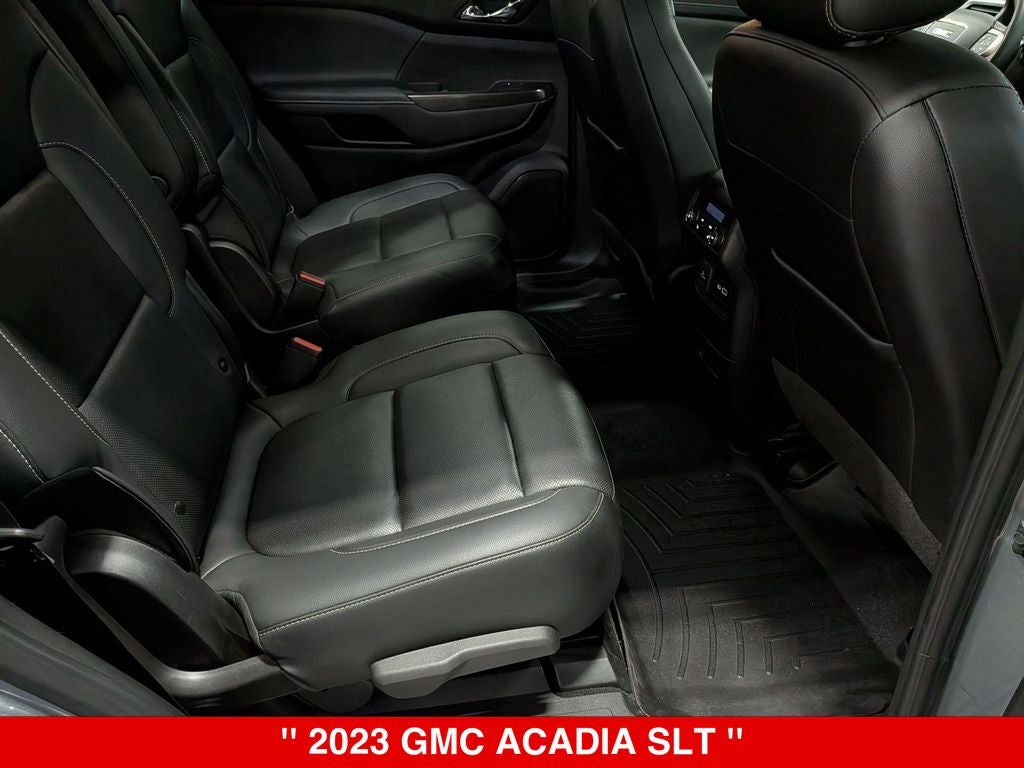 2023 GMC Acadia SLT