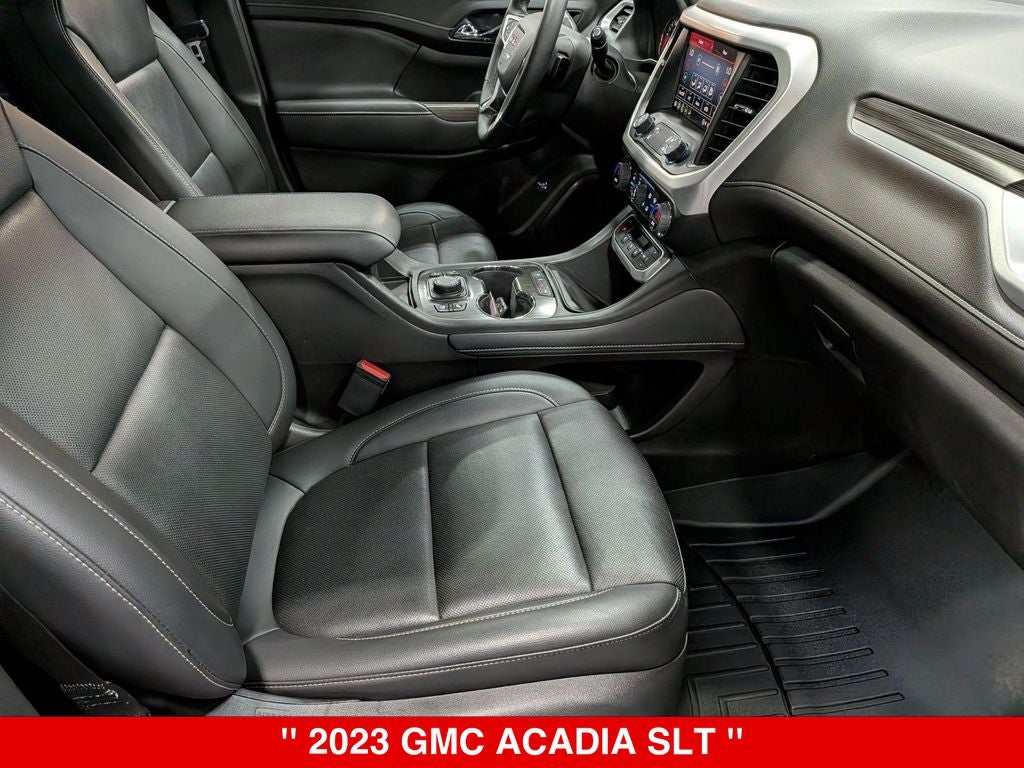 2023 GMC Acadia SLT