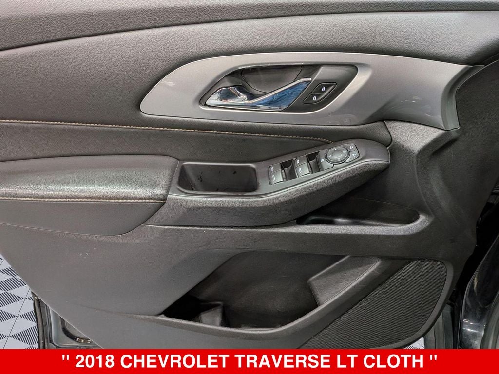2018 Chevrolet Traverse LT Cloth w/1LT