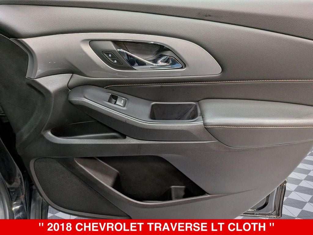 2018 Chevrolet Traverse LT Cloth w/1LT