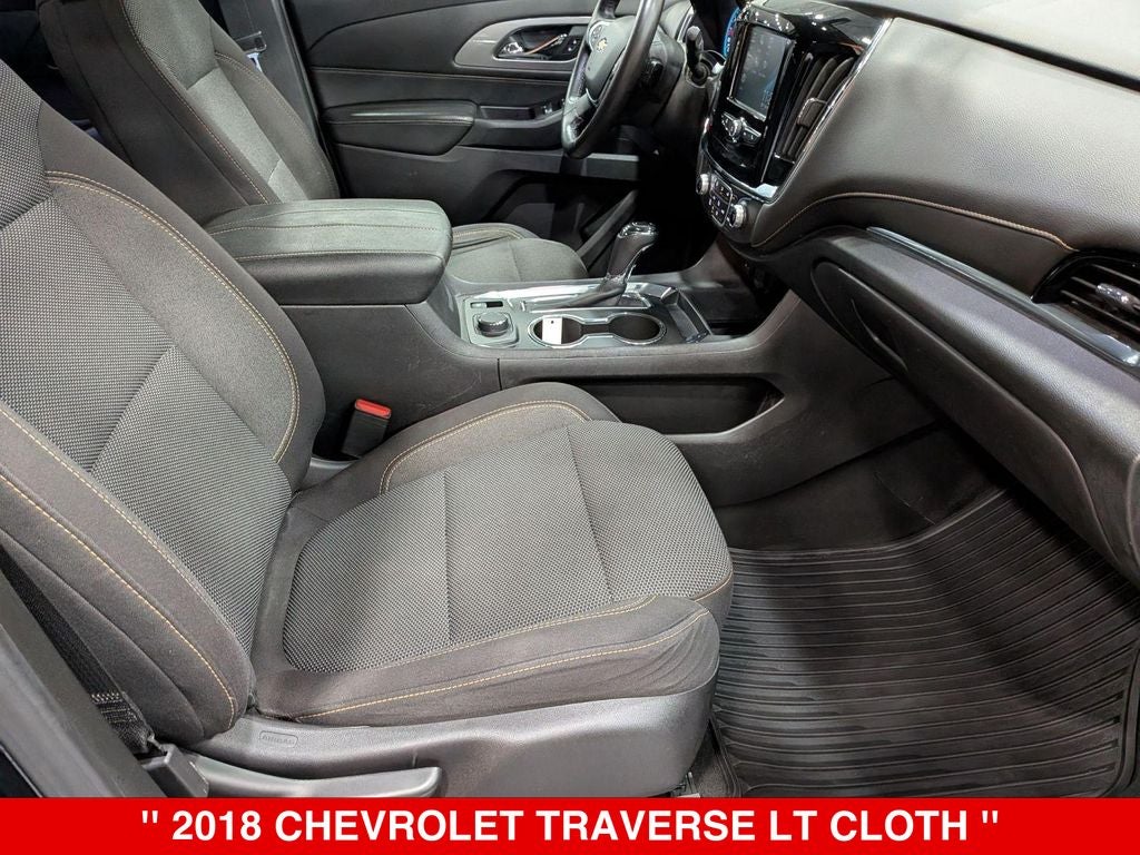 2018 Chevrolet Traverse LT Cloth w/1LT