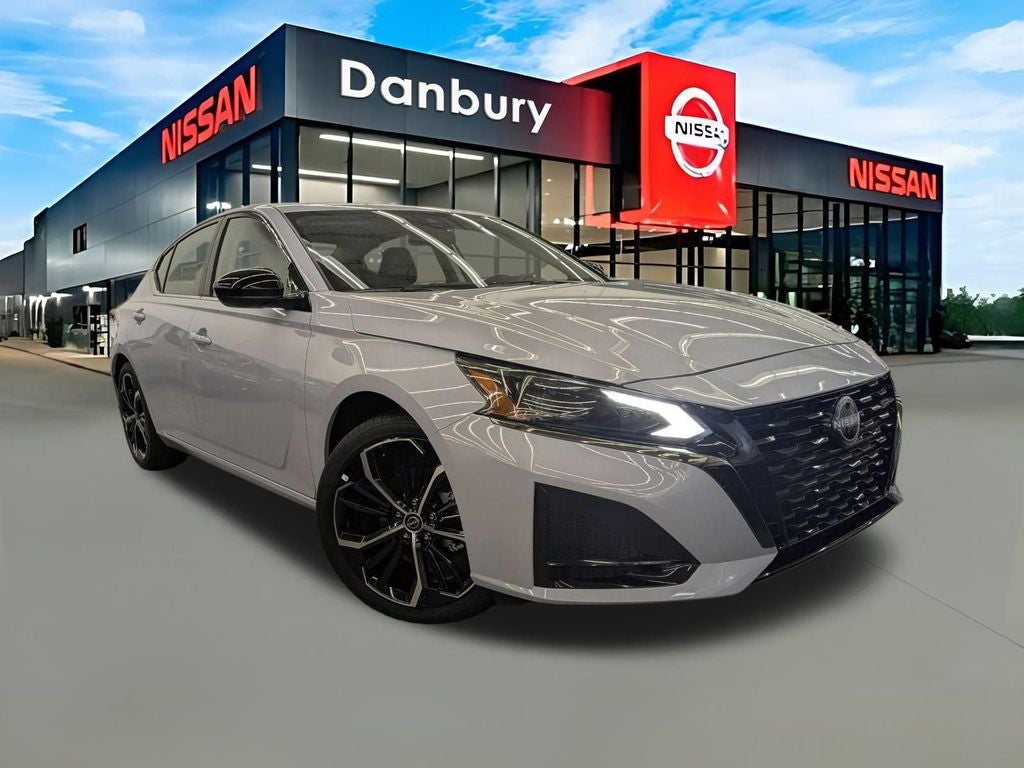 2025 Nissan Altima SR