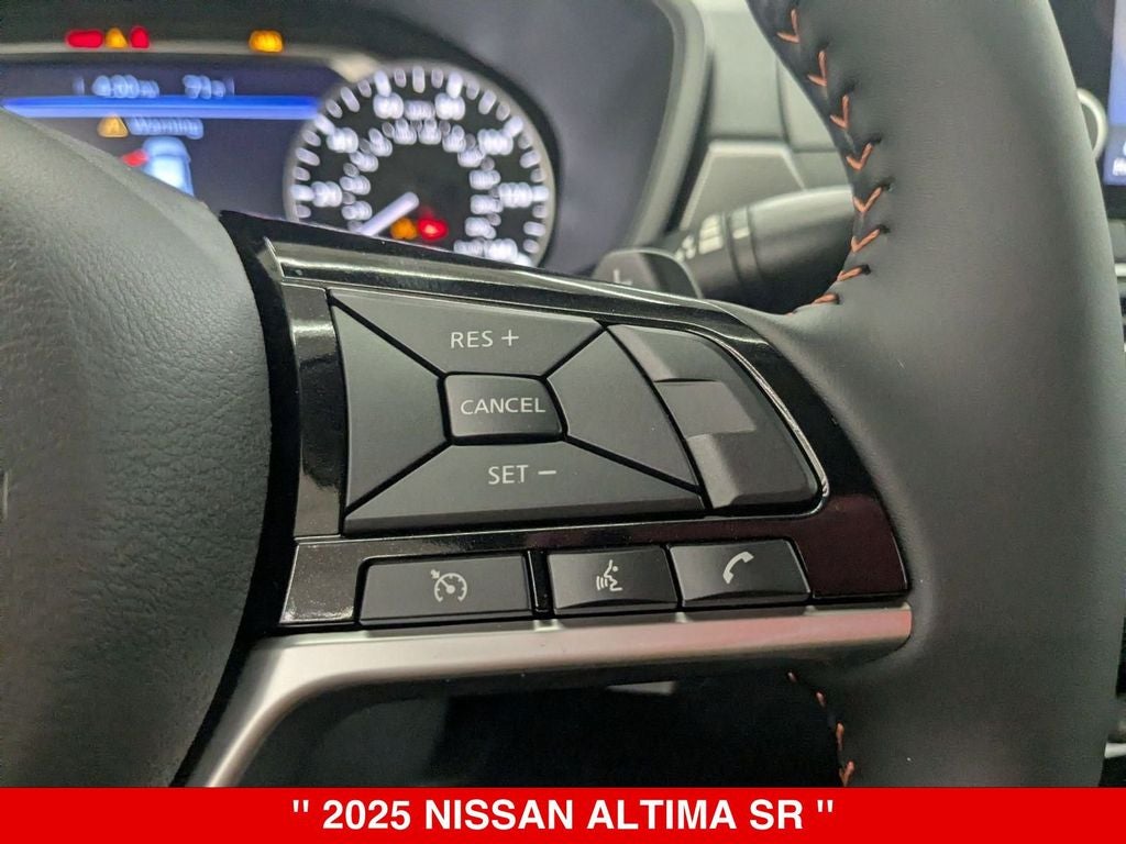 2025 Nissan Altima SR