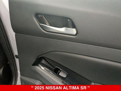 2025 Nissan Altima SR