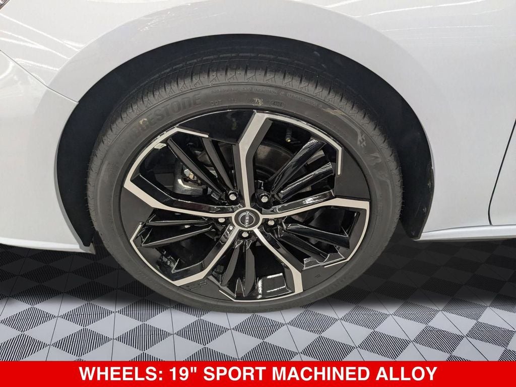 2025 Nissan Altima SR