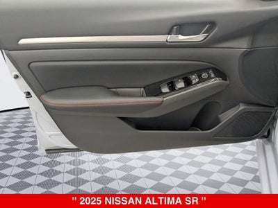 2025 Nissan Altima SR