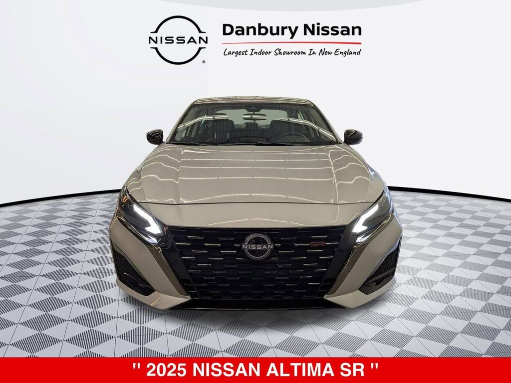 2025 Nissan Altima SR