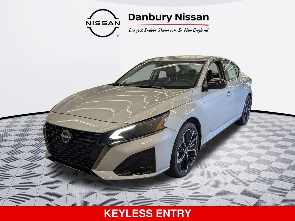 2025 Nissan Altima SR