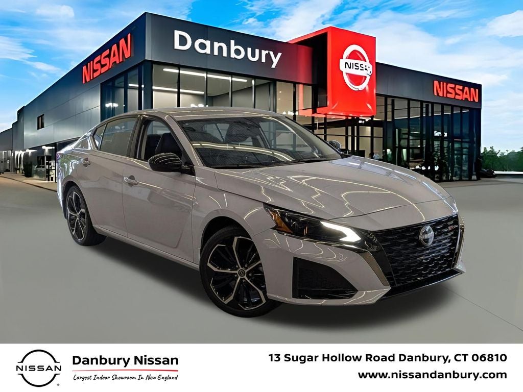 2025 Nissan Altima SR