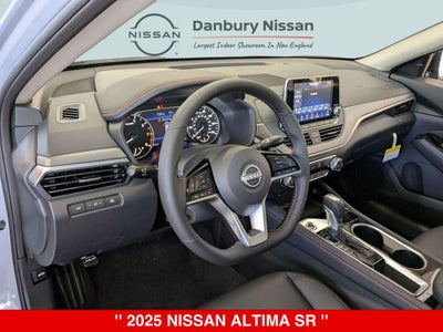 2025 Nissan Altima SR