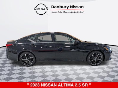 2023 Nissan Altima SR