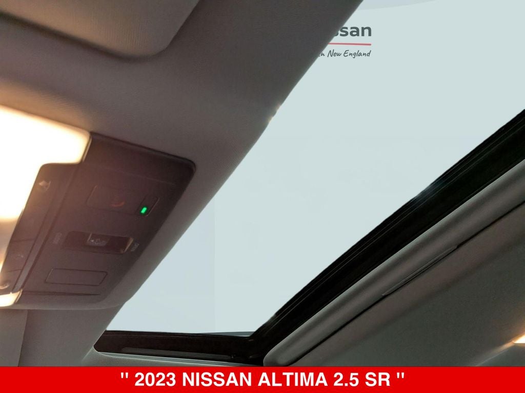 2023 Nissan Altima SR
