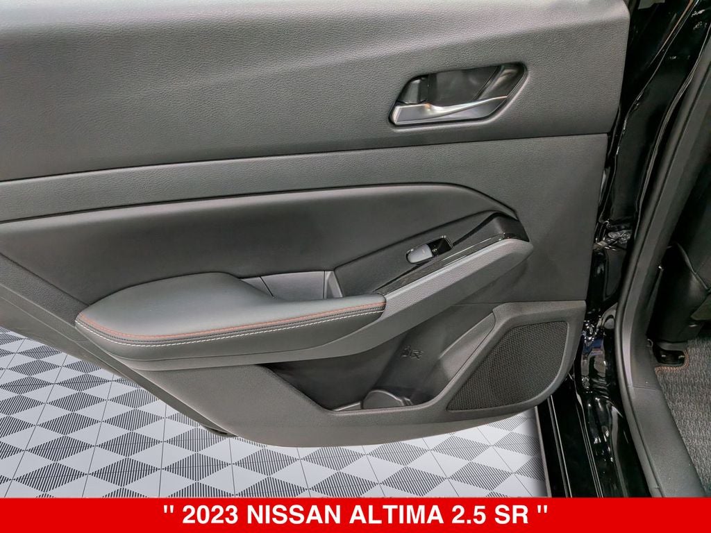 2023 Nissan Altima SR