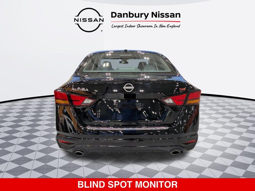 2023 Nissan Altima SR