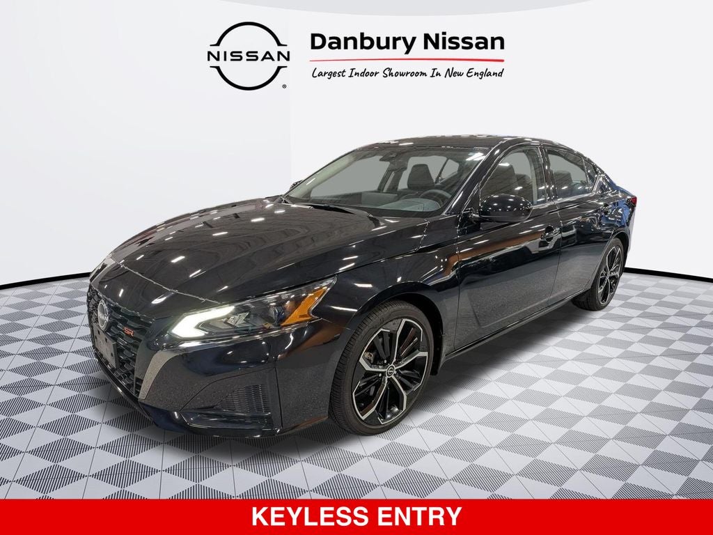 2023 Nissan Altima SR
