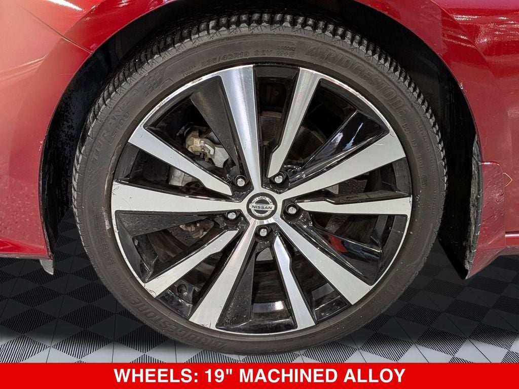 2022 Nissan Altima SR