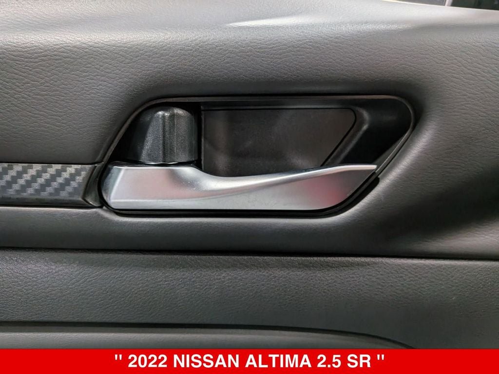 2022 Nissan Altima SR
