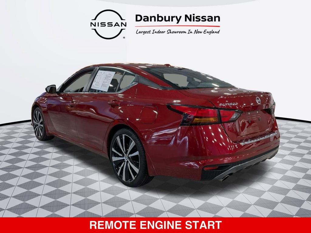 2022 Nissan Altima SR