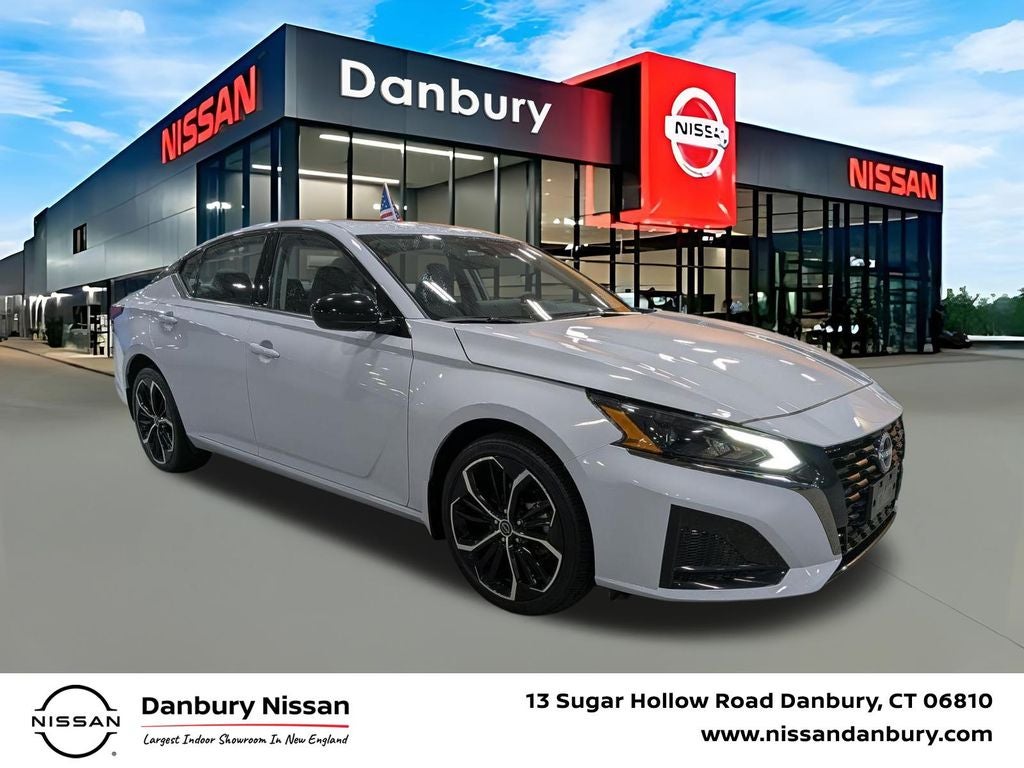2023 Nissan Altima SR
