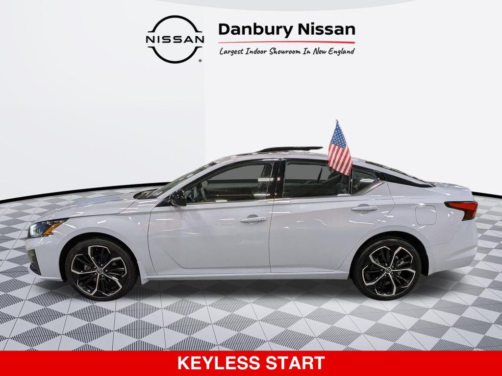 2023 Nissan Altima SR