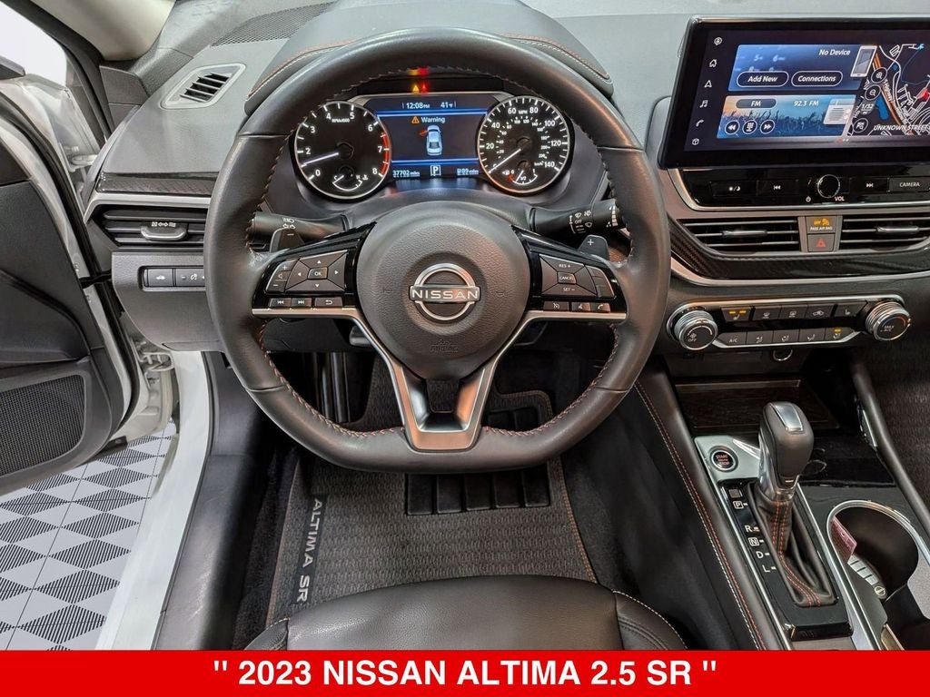 2023 Nissan Altima SR