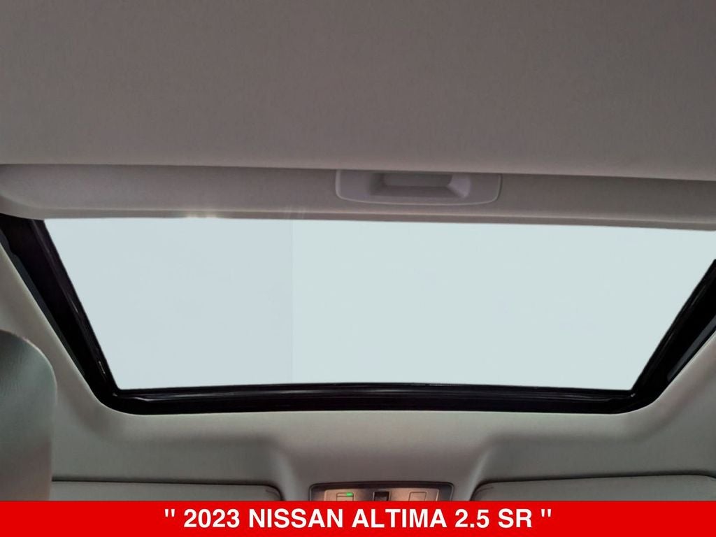 2023 Nissan Altima SR