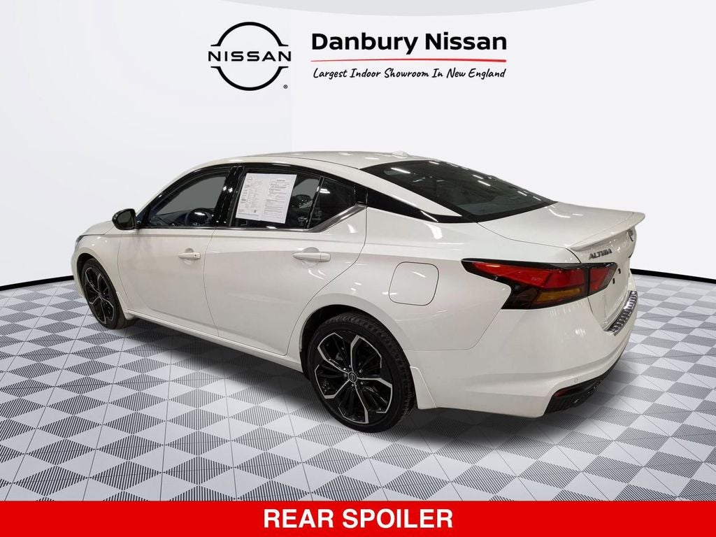 2023 Nissan Altima SR
