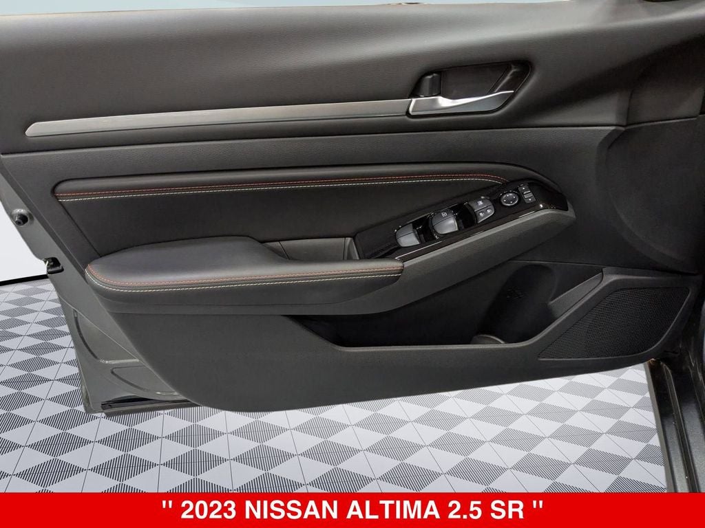 2023 Nissan Altima SR