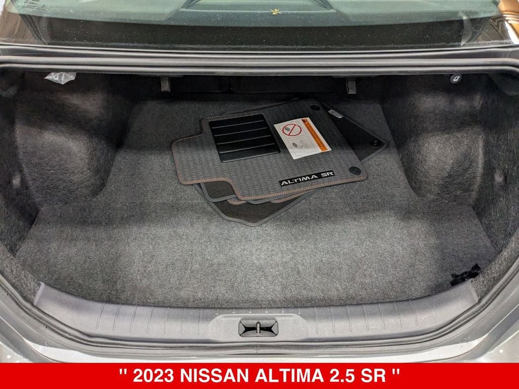 2023 Nissan Altima SR