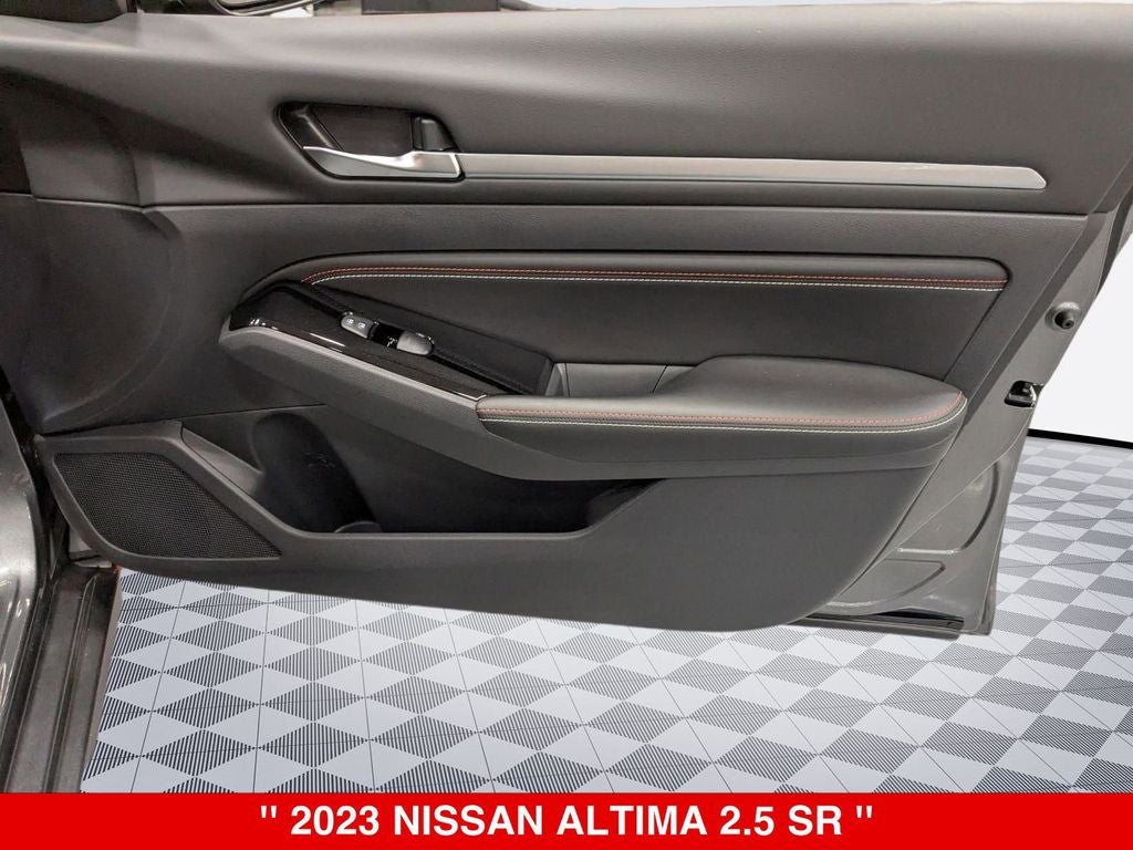 2023 Nissan Altima SR