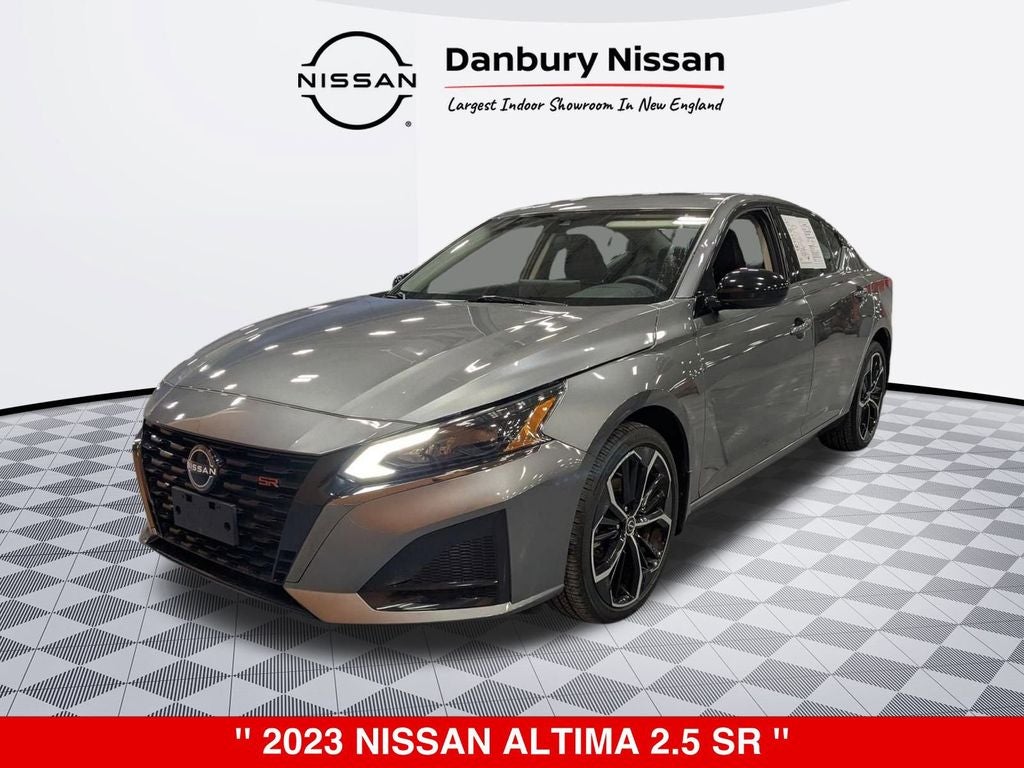 2023 Nissan Altima SR