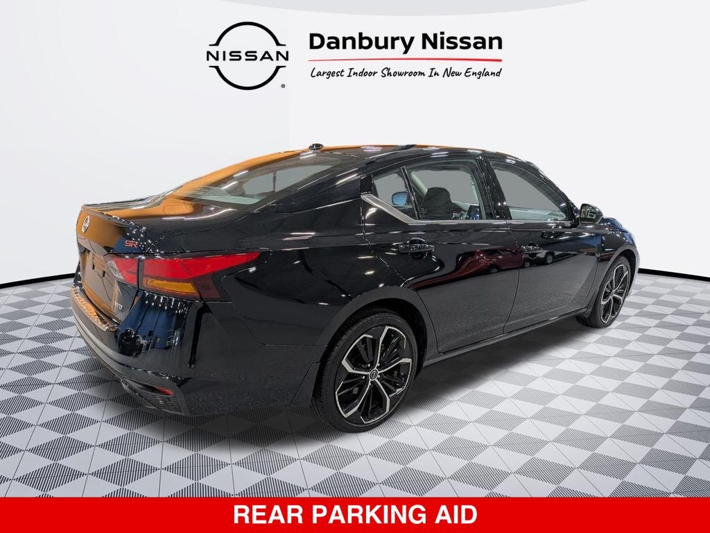 2023 Nissan Altima SR