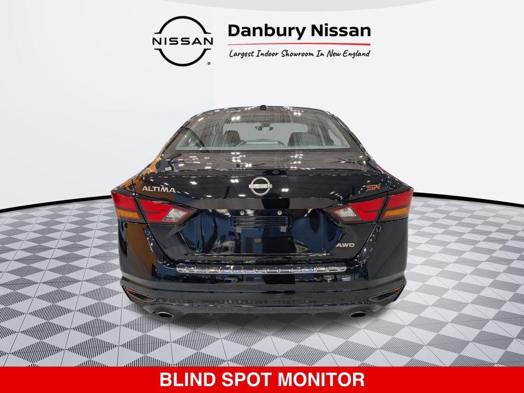 2023 Nissan Altima SR