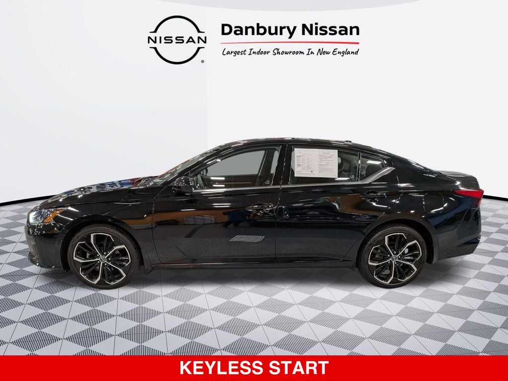 2023 Nissan Altima SR
