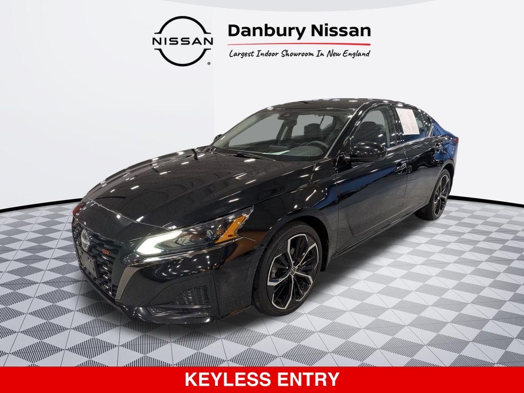2023 Nissan Altima SR