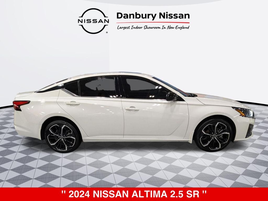 2024 Nissan Altima SR
