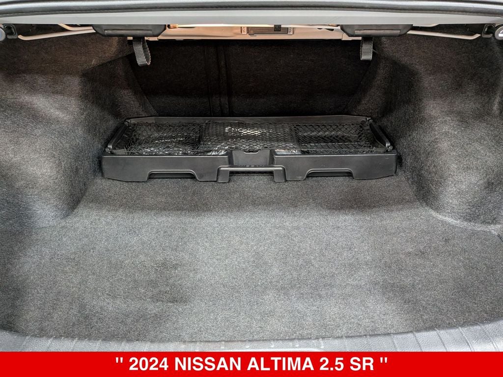 2024 Nissan Altima SR