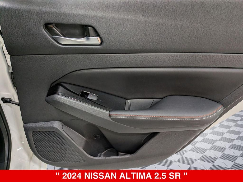 2024 Nissan Altima SR