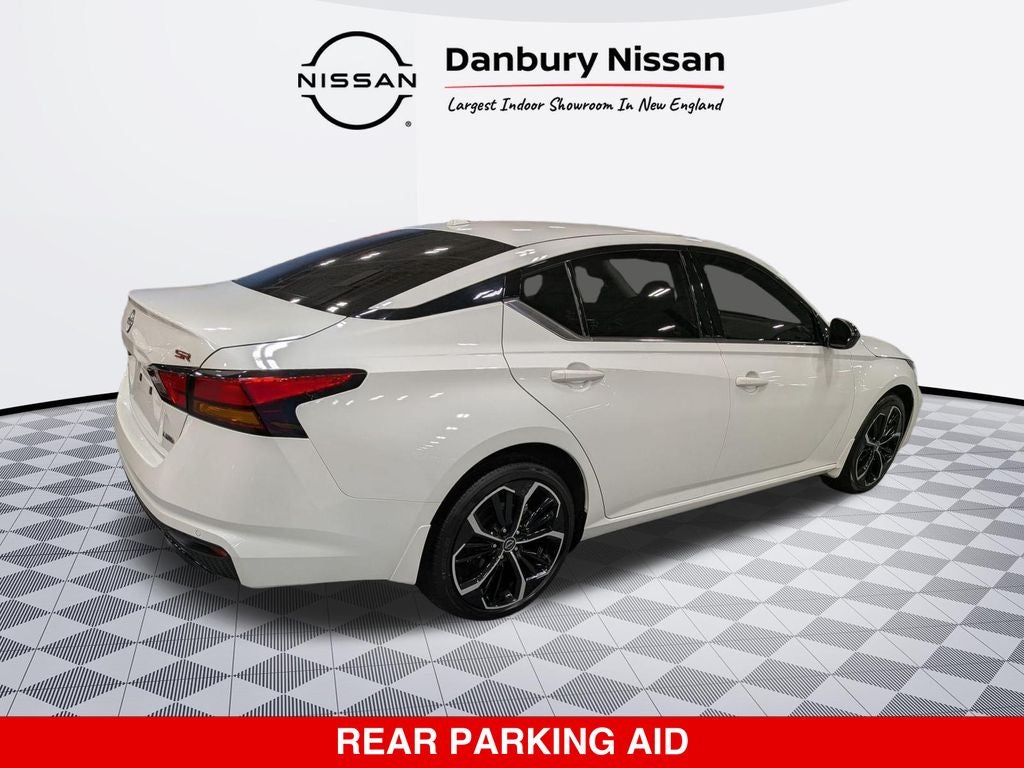 2024 Nissan Altima SR