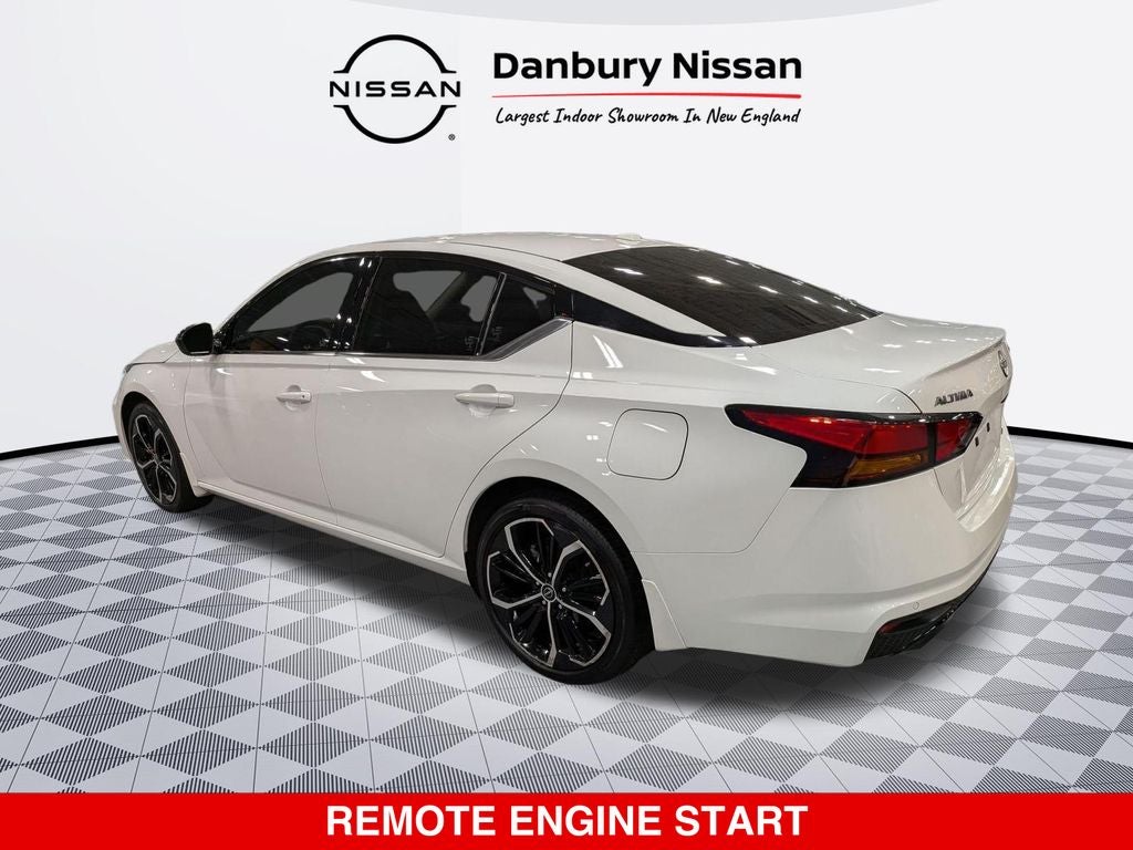 2024 Nissan Altima SR