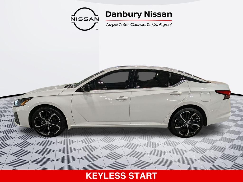 2024 Nissan Altima SR