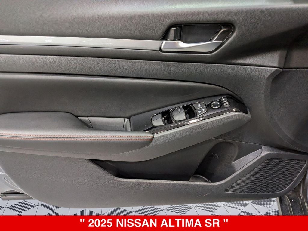 2025 Nissan Altima SR