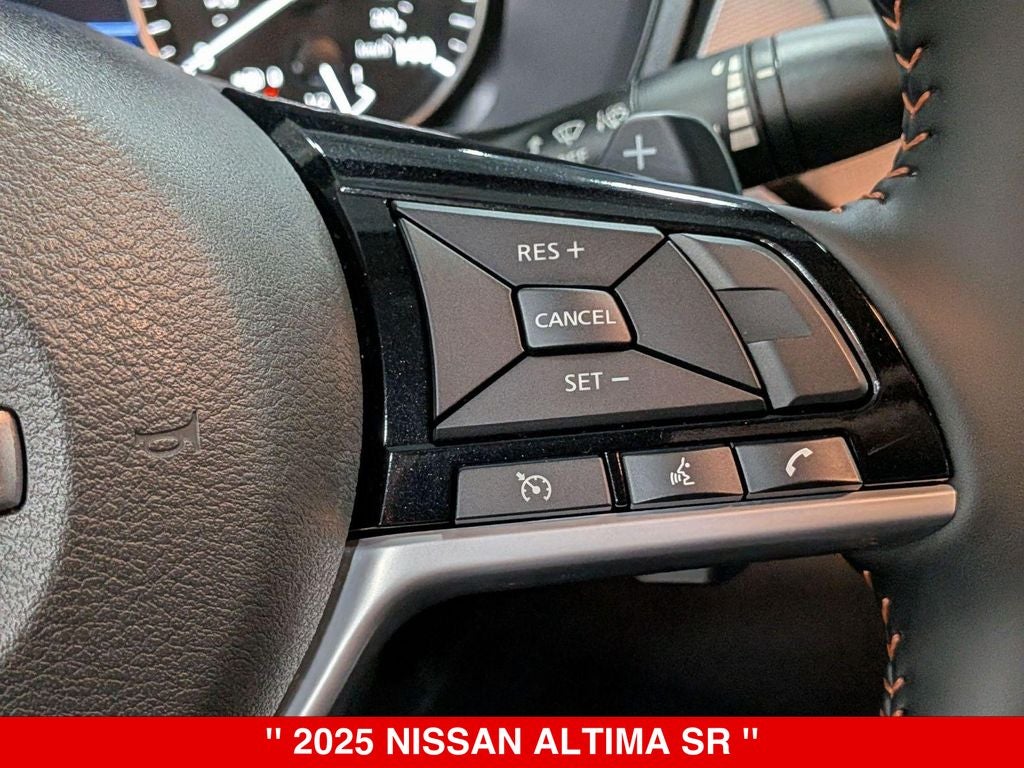 2025 Nissan Altima SR