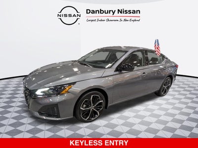 2025 Nissan Altima SR
