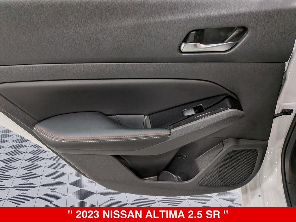 2023 Nissan Altima SR